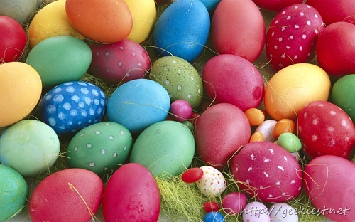Multi-colored eggs, close-up